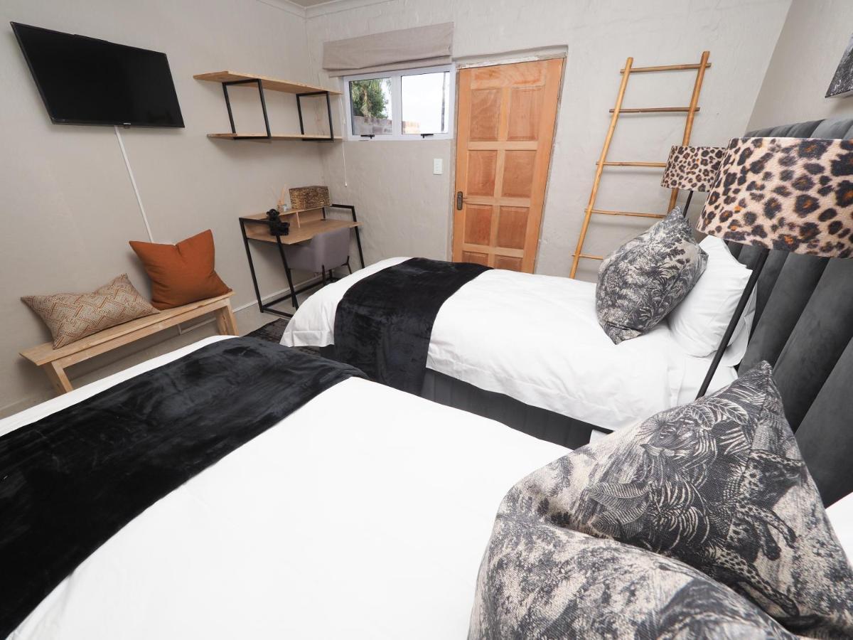 Fever Tree Guesthouse Hillcrest Exteriör bild